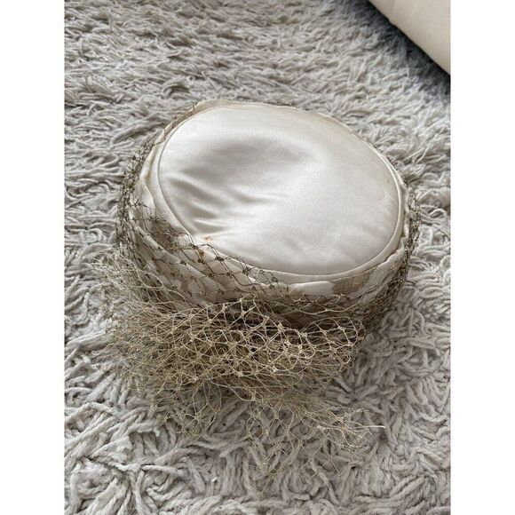 Vintage Suzanne Custom Millinery Hat Satin Gold Cream Silk Mesh 1950s main image 6